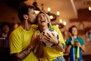 Read more about the article Why Fast Payouts Matter to Fans Who Love Both Soccer and Online Gaming